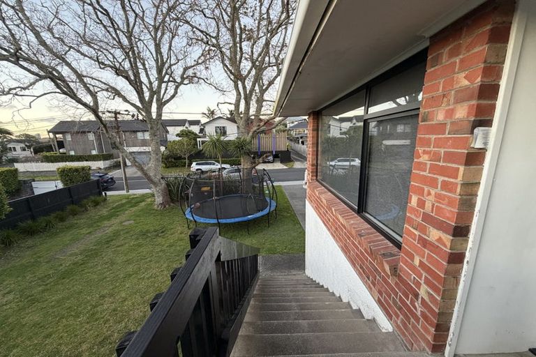 Photo of property in 1/32 Sydney Street, Hauraki, Auckland, 0622