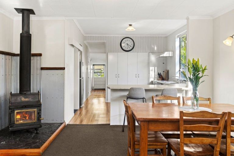 Photo of property in 102 Lord Rutherford Road South, Brightwater, 7022