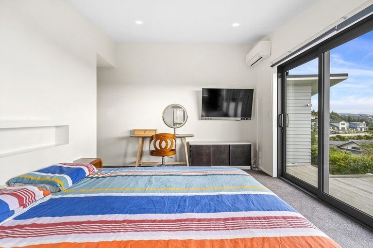 Photo of property in 85 Endeavour Drive, Whitby, Porirua, 5024