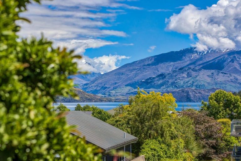 Photo of property in 36 Warren Street, Wanaka, 9305