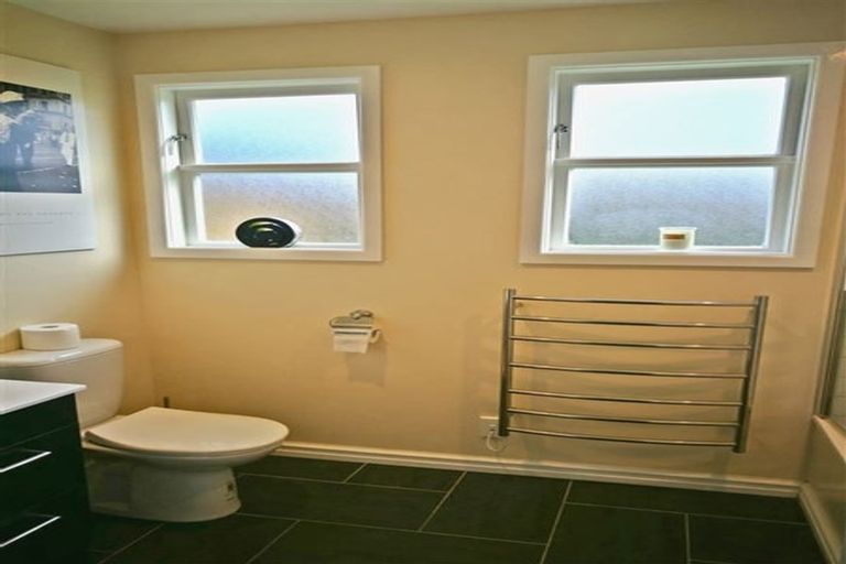 Photo of property in 175 Wainuiomata Road, Wainuiomata, Lower Hutt, 5014