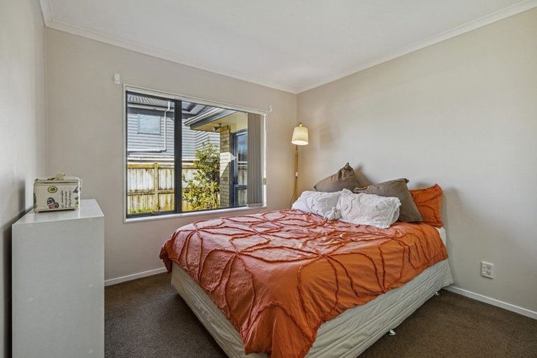 Photo of property in 20 Villino Place, Randwick Park, Auckland, 2105