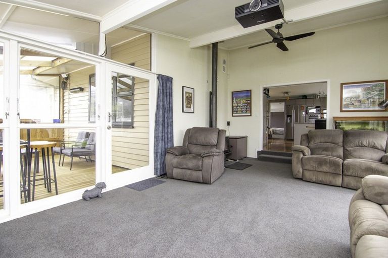 Photo of property in 2 Newcastle Street, Hokowhitu, Palmerston North, 4410
