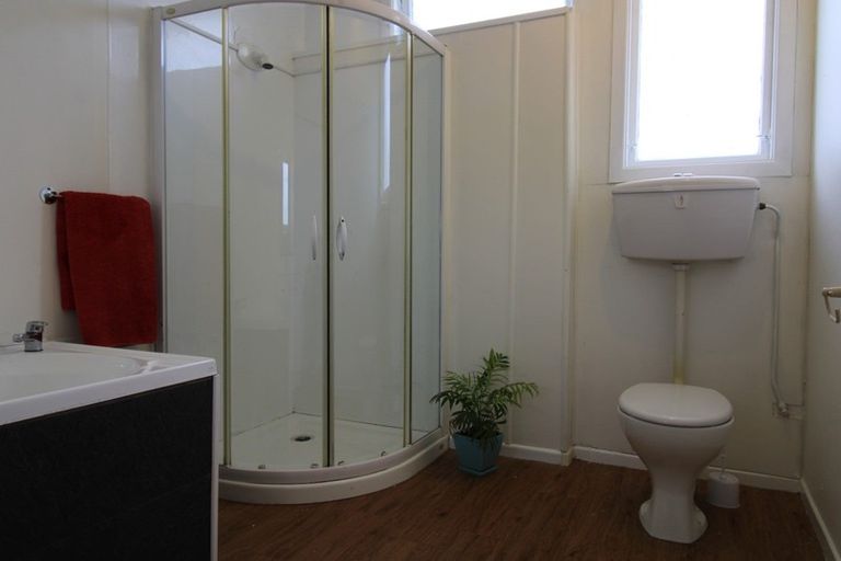 Photo of property in 464 South Road, Omata, New Plymouth, 4374