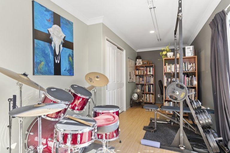 Photo of property in 10 Wouldbank Way, Welcome Bay, Tauranga, 3112