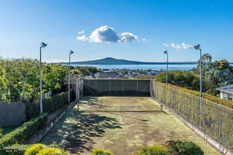 Photo of property in 188 Kohimarama Road, Kohimarama, Auckland, 1071