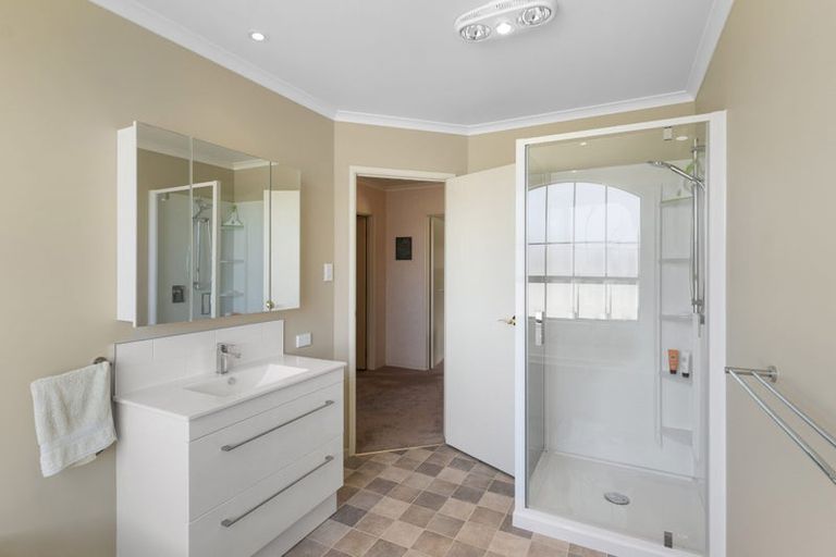 Photo of property in 79 Turuturu Road, Hawera, 4610