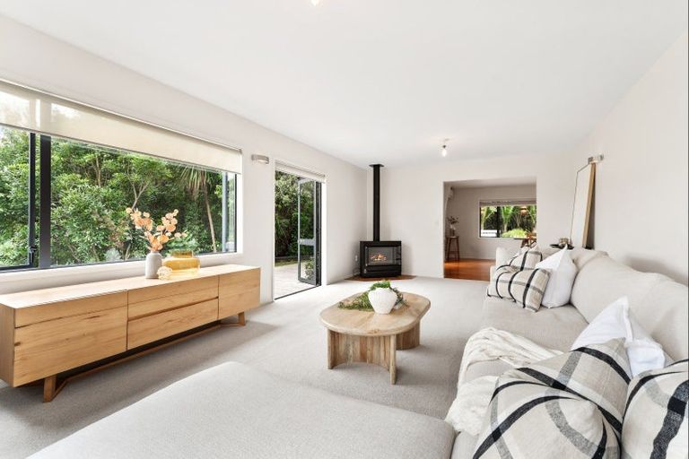 Photo of property in 33 Tongue Farm Road, Matakana, Warkworth, 0985