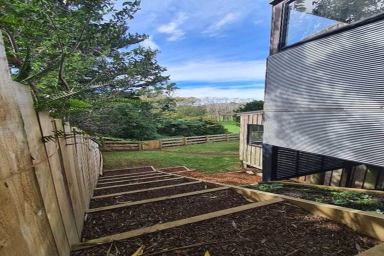 Photo of property in 327 Tukapa Street, Hurdon, New Plymouth, 4310