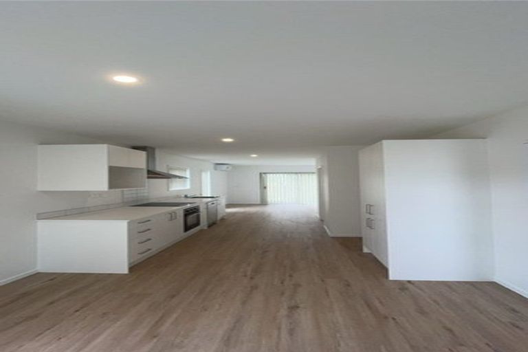 Photo of property in 148 Mcleod Road, Te Atatu South, Auckland, 0610