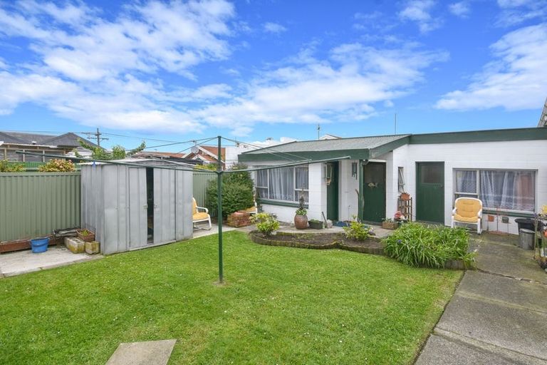 Photo of property in 18 Atkinson Street, South Dunedin, Dunedin, 9012