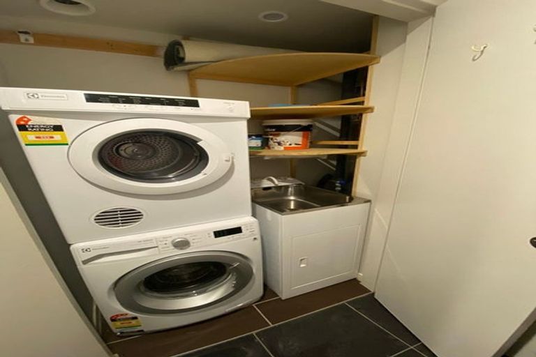 Photo of property in Piermont Apartments, 4c/82 Cable Street, Te Aro, Wellington, 6011