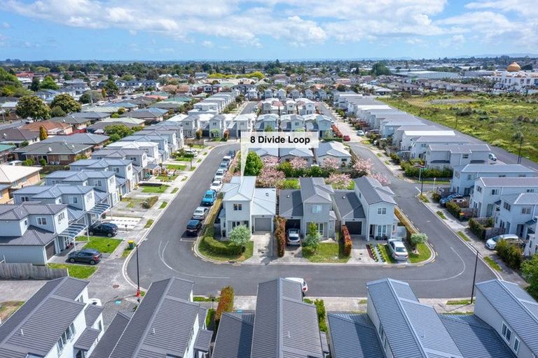 Photo of property in 8 Divide Loop, Takanini, 2112