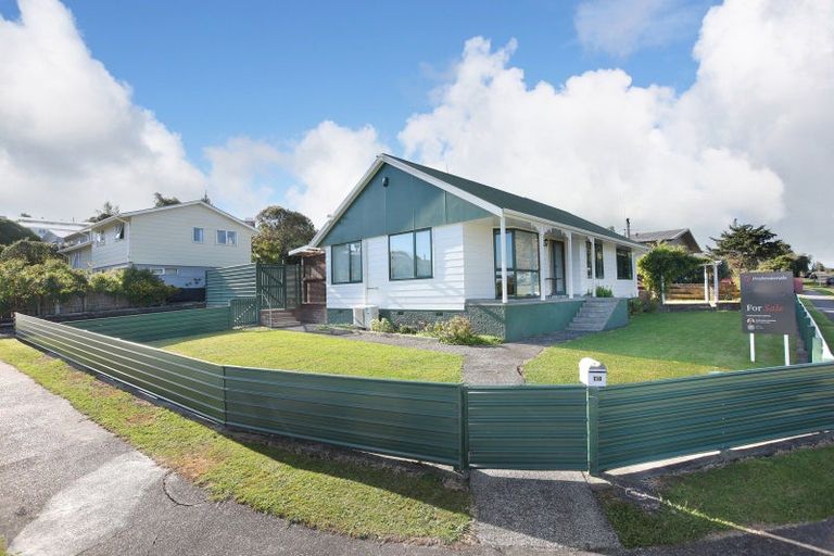 Photo of property in 138 Lethbridge Street, Feilding, 4702