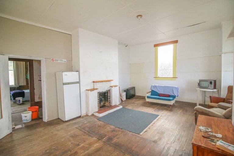 Photo of property in 12 Gore Street, Bluff, 9814