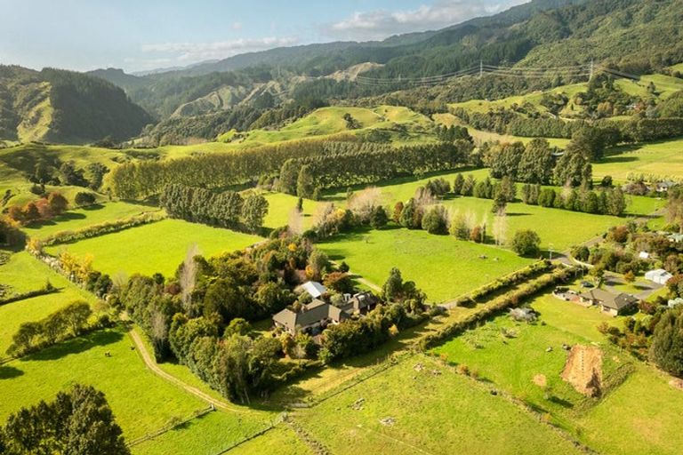 Photo of property in 5 Terrace Road, Reikorangi, Waikanae, 5391