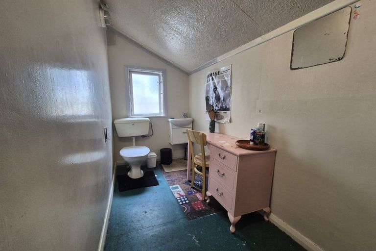 Photo of property in Gurney Nagle Bldg, 33 Vivian Street, Te Aro, Wellington, 6011