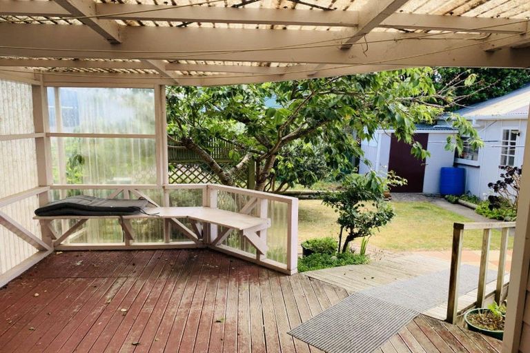 Photo of property in 14 Kawatiri Avenue, Gonville, Whanganui, 4501