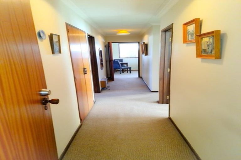 Photo of property in 27 Royal Crescent, Saint Kilda, Dunedin, 9012