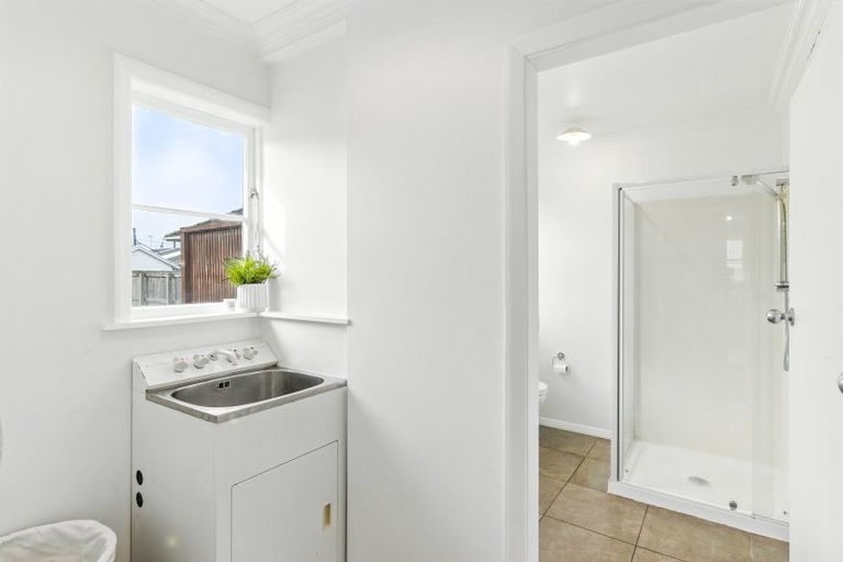 Photo of property in 33 Middlesex Street, Levin, 5510