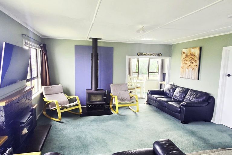 Photo of property in 86 Seabury Avenue, Foxton Beach, Foxton, 4815