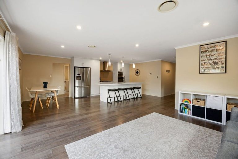 Photo of property in 37 Te Huia Drive, Flagstaff, Hamilton, 3210