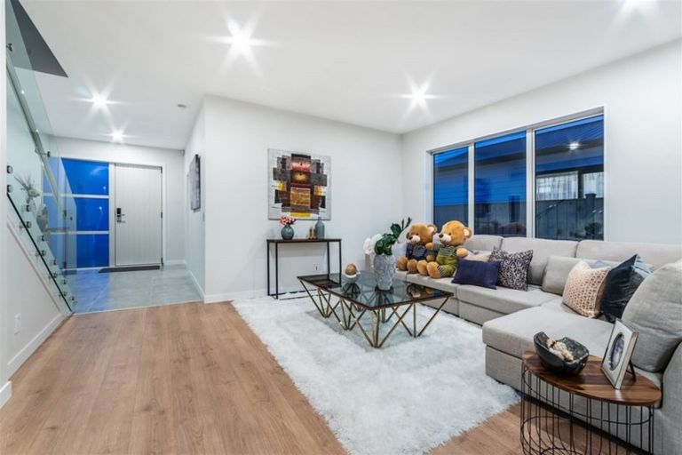 Photo of property in 25 Myland Drive, Hobsonville, Auckland, 0616