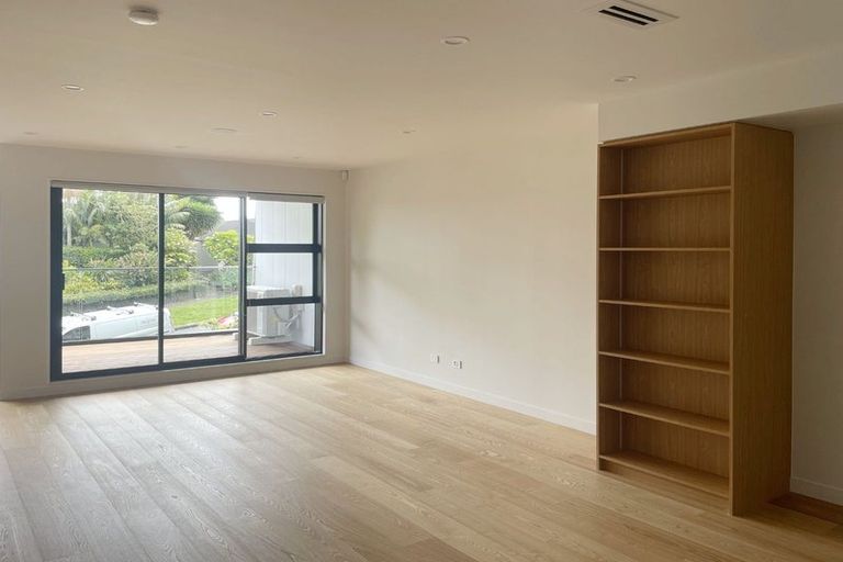 Photo of property in 84 Westmuir Crescent, Pokeno, 2402