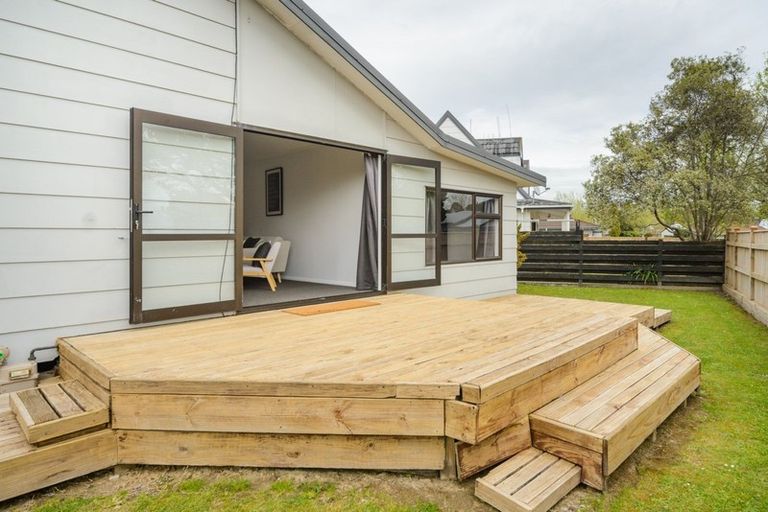 Photo of property in 19 Newton Place, Westbrook, Palmerston North, 4412