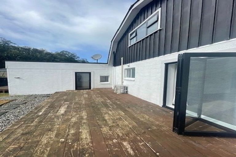 Photo of property in 5 Totara Terrace, Inglewood, 4330