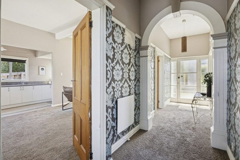 Photo of property in 17 Carnarvon Street, Belleknowes, Dunedin, 9011