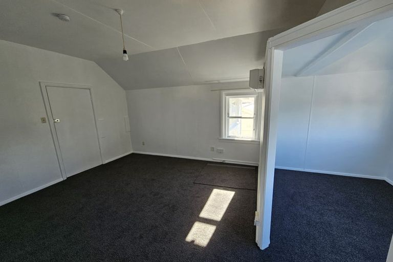 Photo of property in 6 Roxburgh Grove, Petone, Lower Hutt, 5012