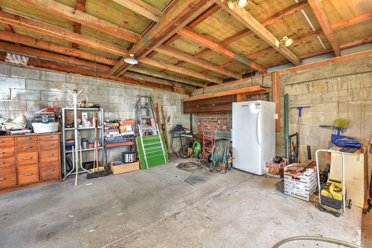 Photo of property in 20 Kitchener Street, Gore, 9710