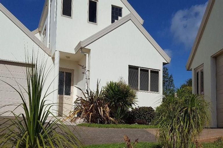 Photo of property in 10 Timandra Place, Te Kamo, Whangarei, 0112