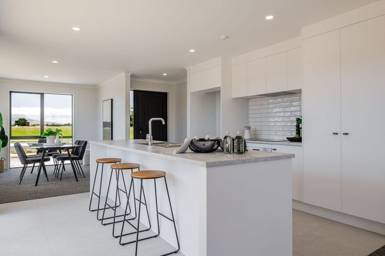 Photo of property in 26 Springwater Drive, Maewa, 4702