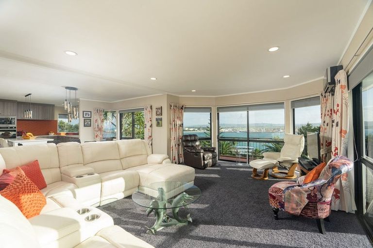Photo of property in 14 The Heights, Whangarei Heads, Whangarei, 0174