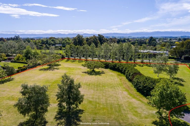 Photo of property in 5 Eagle Place, Martinborough, 5711