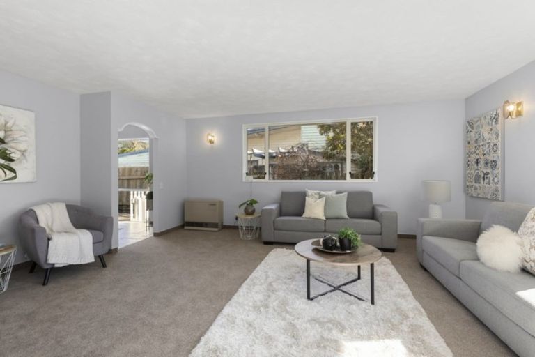 Photo of property in 2/35 Manuka Street, Stokes Valley, Lower Hutt, 5019