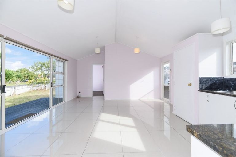 Photo of property in 2 Walters Road, Mount Wellington, Auckland, 1062