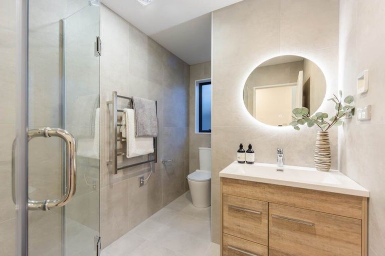 Photo of property in 10b Starling Place, Ranui, Auckland, 0612