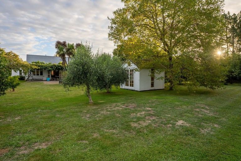 Photo of property in 278 Te Waka Road, Otaki, 5581