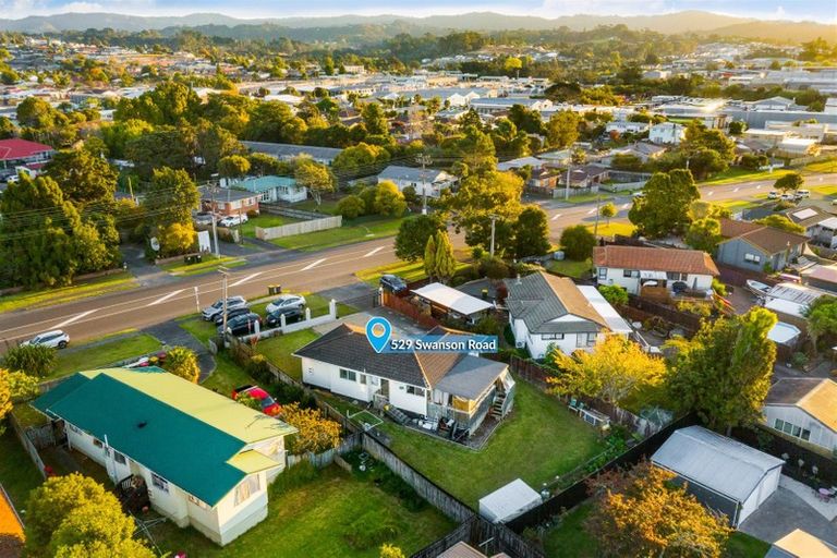 Photo of property in 529 Swanson Road, Ranui, Auckland, 0612