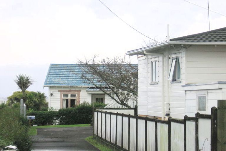 Photo of property in 1/56 James Laurie Street, Henderson, Auckland, 0612
