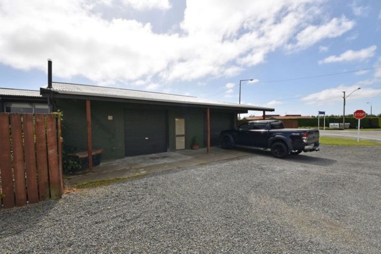 Photo of property in 49 Pomona Road West, Makarewa, Invercargill, 9876