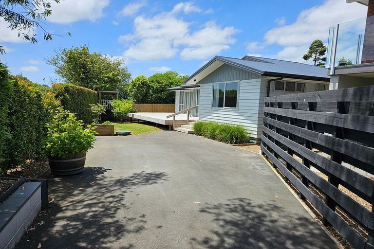 Photo of property in 9 Joyce Street, Pahurehure, Papakura, 2113