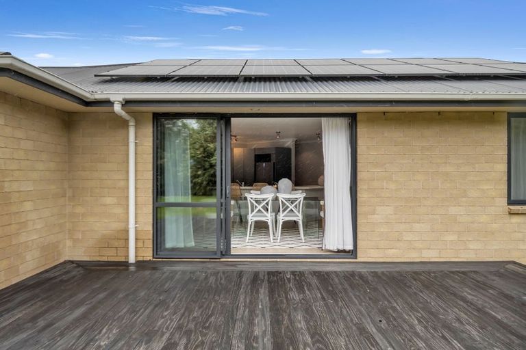 Photo of property in 107 High Street, Oxford, 7430