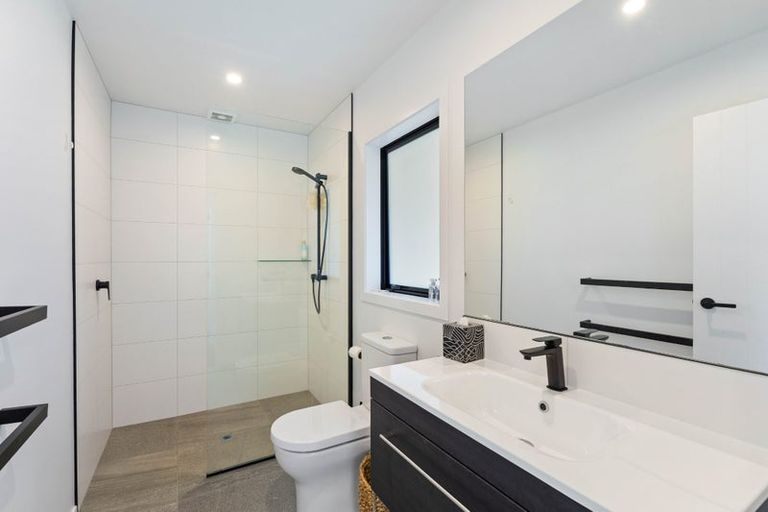 Photo of property in 6 Wilson Way, Waikanae, 5036