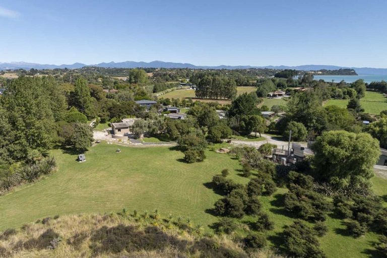 Photo of property in 126 Aranui Road, Mapua, 7005