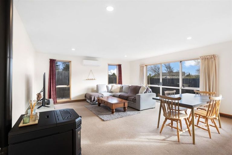 Photo of property in 267a Lake Terrace Road, Shirley, Christchurch, 8061