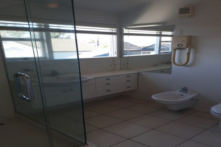 Photo of property in 1/10 Rewiti Avenue, Takapuna, Auckland, 0622